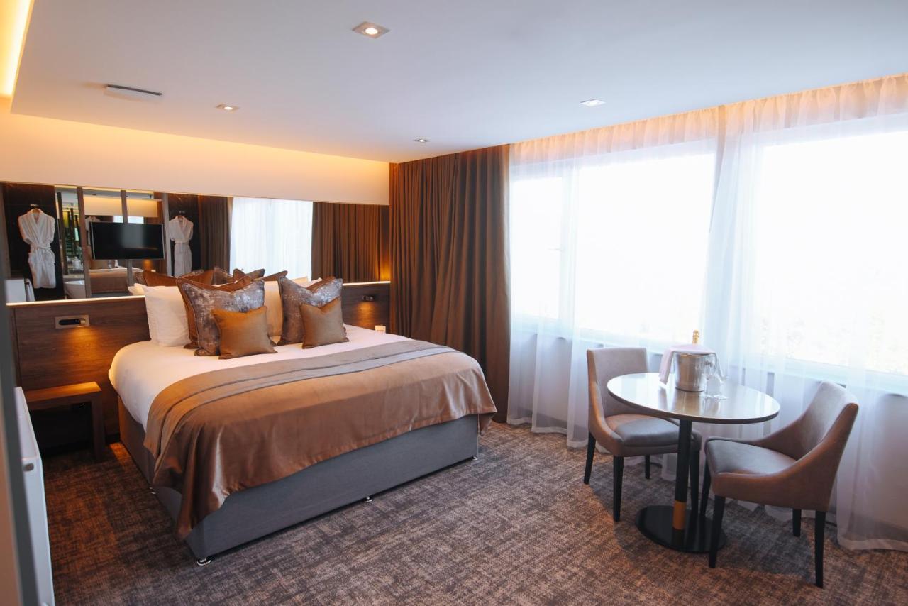 The Redhurst Hotel Glasgow Giffnock Extérieur photo