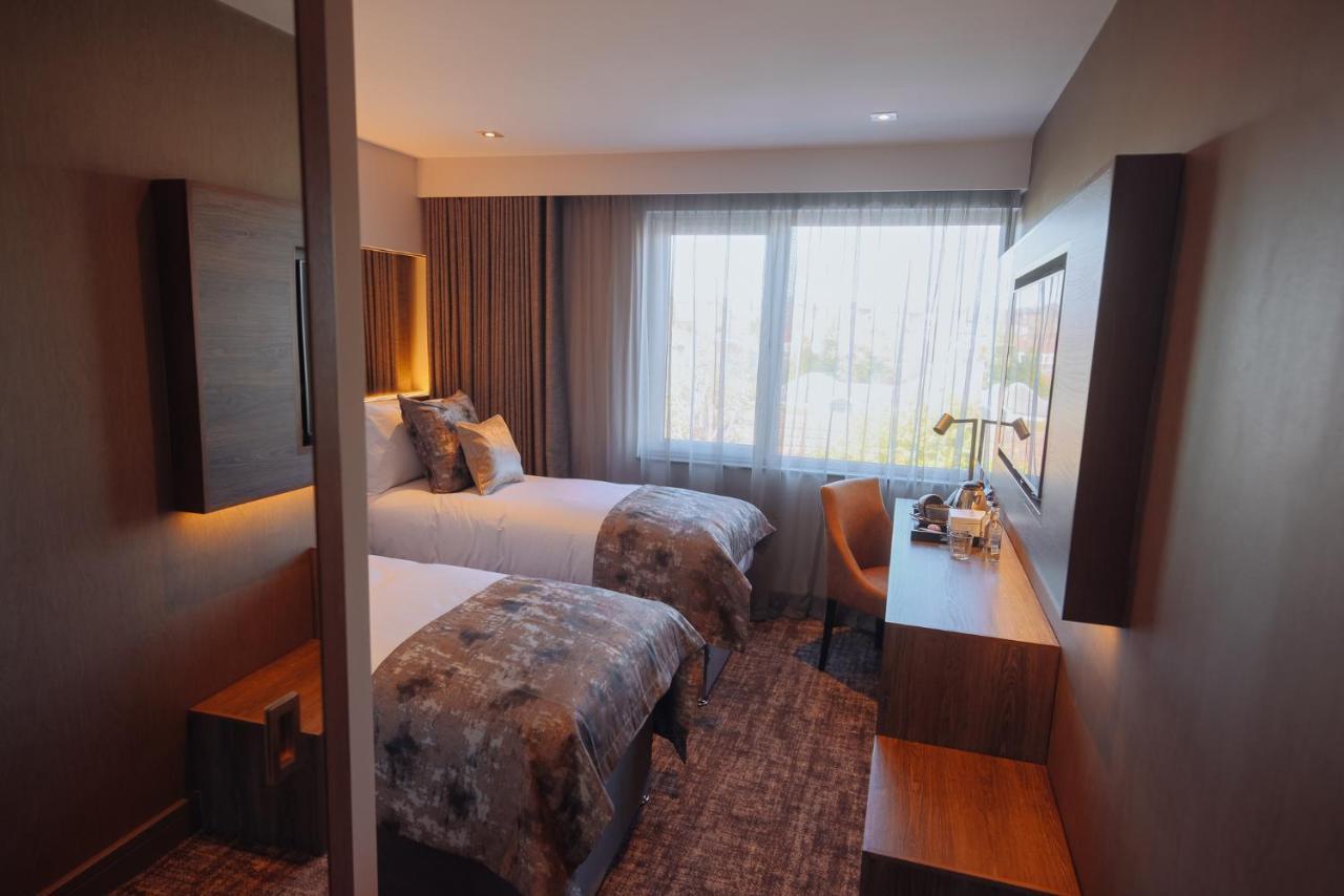 The Redhurst Hotel Glasgow Giffnock Extérieur photo