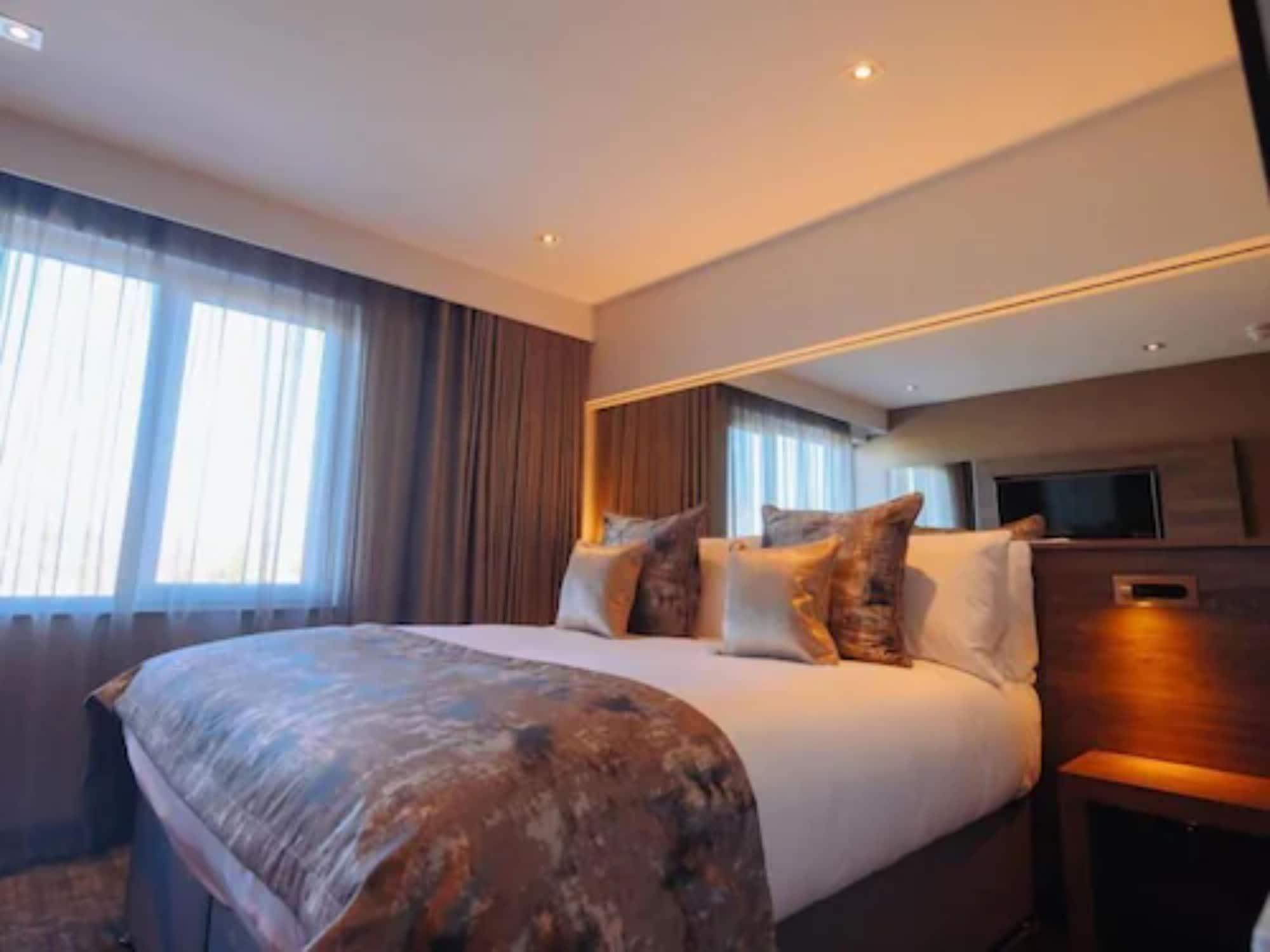 The Redhurst Hotel Glasgow Giffnock Extérieur photo