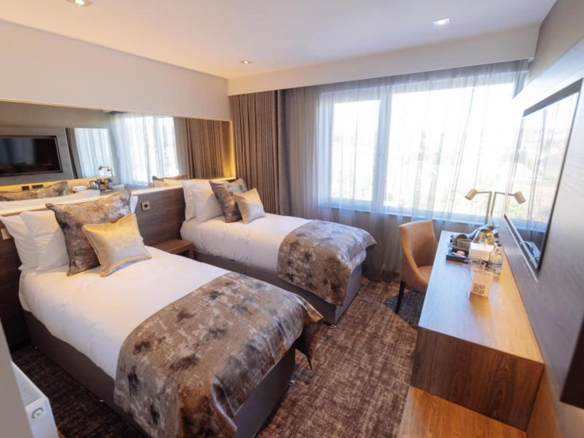 The Redhurst Hotel Glasgow Giffnock Extérieur photo
