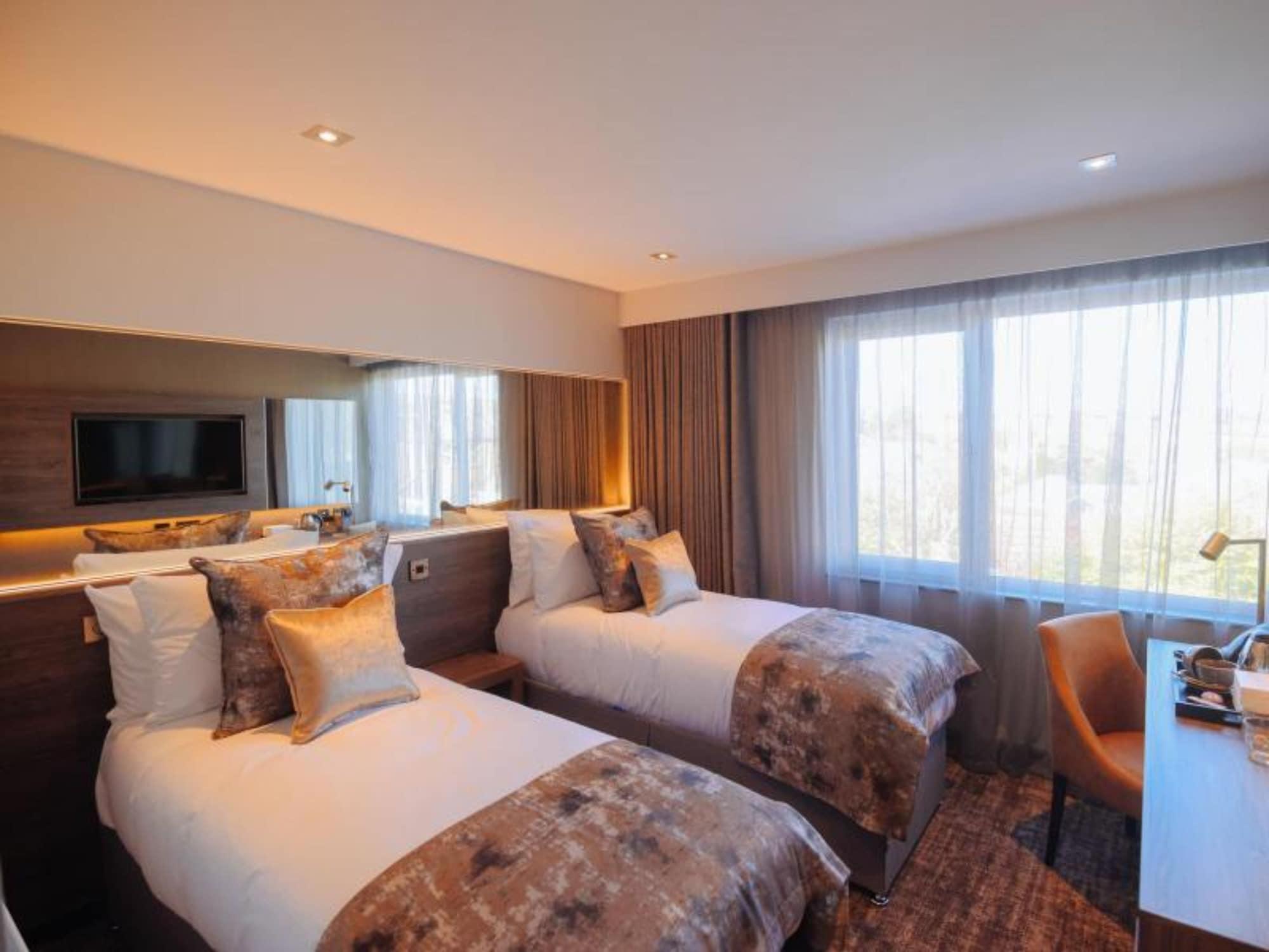 The Redhurst Hotel Glasgow Giffnock Extérieur photo