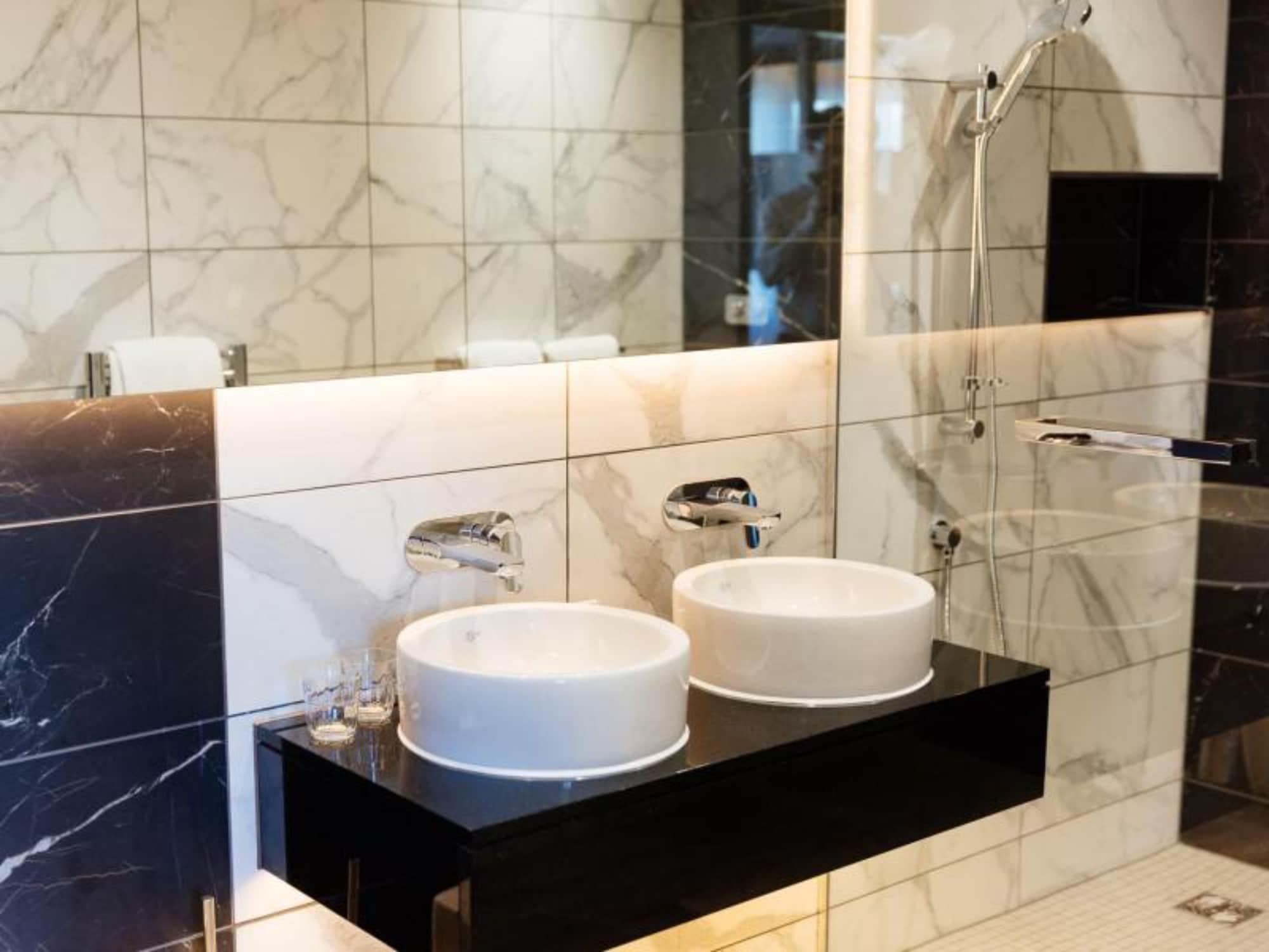 The Redhurst Hotel Glasgow Giffnock Extérieur photo