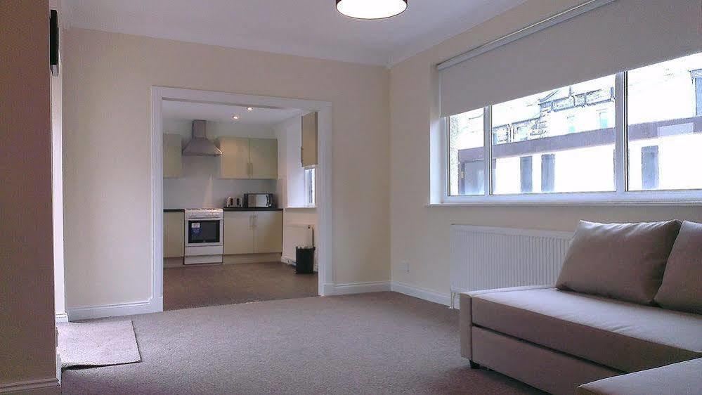 The Redhurst Hotel Glasgow Giffnock Extérieur photo